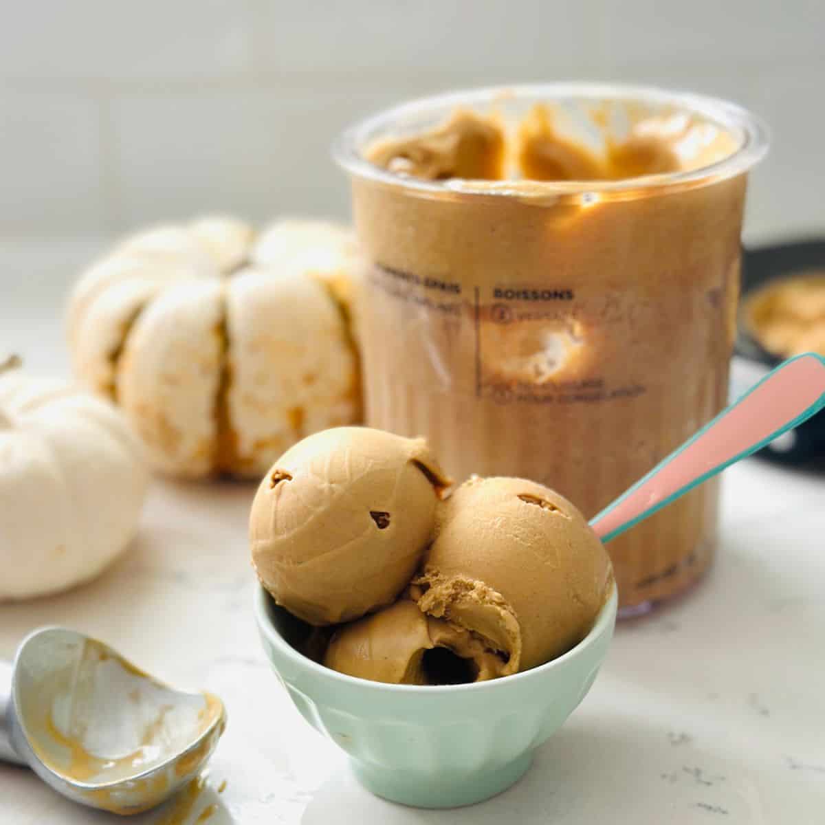 Scooped Pumpkin Spice Latte ice cream in a small bowl — rich, creamy, and full of fall flavor.